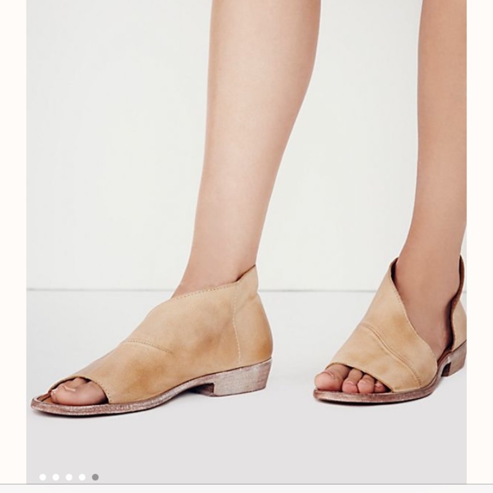 NWOT Free People Mont Blanc Sandal, 37